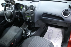 Хетчбэк Ford Fiesta 2007 года, 498000 рублей, Солонцы