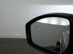 Внедорожник Land Rover Range Rover Velar 2019 года, 3651444 рублей, Москва