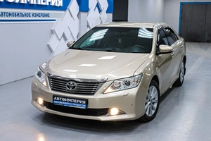 Седан Toyota Camry 2012 года, 1778000 рублей, Солонцы