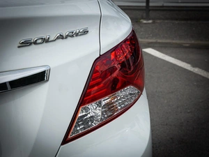 Седан Hyundai Solaris 2013 года, 960000 рублей, Волгоград