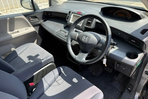Минивэн Honda Freed 2010 года, 720000 рублей, Красноярск
