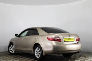 Седан Toyota Camry 2006 года, 799000 рублей, Пермь