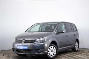 Минивэн Volkswagen Touran 2010 года, 879000 рублей, Пермь