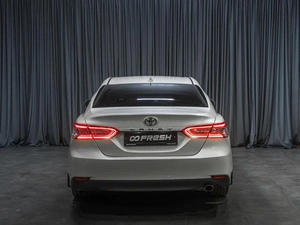 Седан Toyota Camry 2021 года, 2949000 рублей, Тюмень