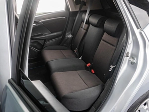 Хетчбэк Honda Fit 2016 года, 1019000 рублей, Тюмень