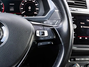 Внедорожник Volkswagen Tiguan 2018 года, 2250000 рублей, Краснодар