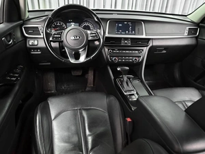 Седан Kia Optima 2018 года, 2335000 рублей, Ставрополь