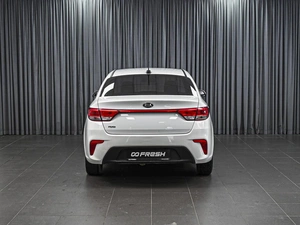 Седан Kia Rio 2018 года, 915111 рублей, Ставрополь
