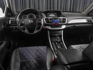 Седан Honda Accord 2013 года, 1610000 рублей, Тюмень