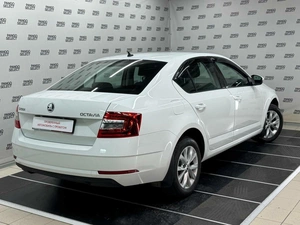 Лифтбек Skoda Octavia 2018 года, 1180000 рублей, Красноярск