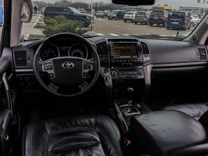 Внедорожник Toyota Land Cruiser 2011 года, 3130000 рублей, Краснодар