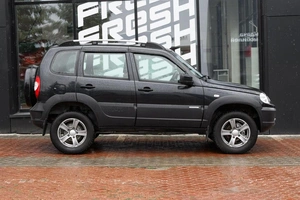 Внедорожник Chevrolet Niva 2018 года, 899000 рублей, Ульяновск