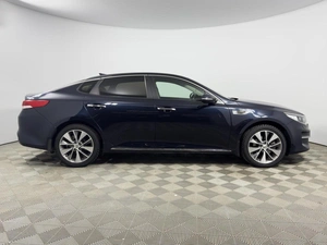 Седан Kia Optima 2018 года, 1735100 рублей, Казань