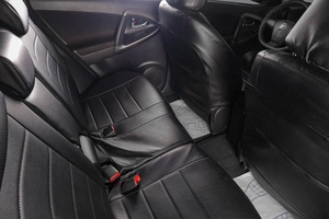 Внедорожник Toyota RAV4 2010 года, 1199000 рублей, Тюмень