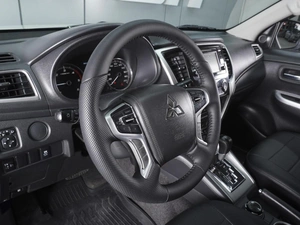 Пикап Mitsubishi L200 2020 года, 3150000 рублей, Ростов-на-Дону