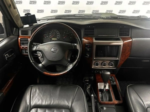 Внедорожник Nissan Patrol 2005 года, 6995000 рублей, Красноярск