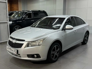 Седан Chevrolet Cruze 2011 года, 747000 рублей, Красноярск