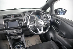 Хетчбэк Nissan Leaf 2018 года, 1749000 рублей, Пермь