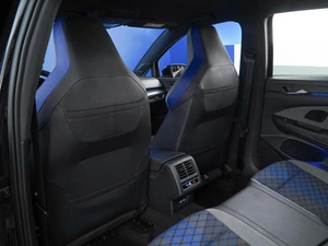 Универсал Volkswagen Golf R 2021 года, 5399077 рублей, Москва