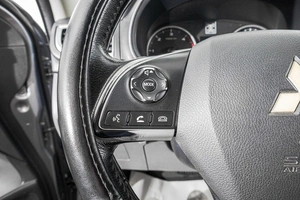 Пикап Mitsubishi L200 2016 года, 1999000 рублей, Барнаул