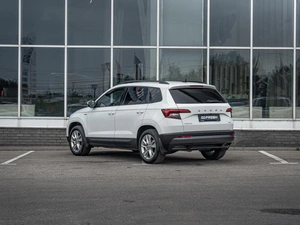 Внедорожник Skoda Karoq 2021 года, 2399000 рублей, Нижний Новгород