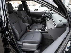 Внедорожник Toyota Corolla Cross 2024 года, 3380000 рублей, Краснодар