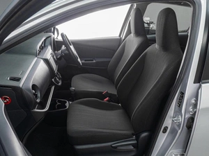 Хетчбэк Toyota Vitz 2017 года, 929000 рублей, Тюмень