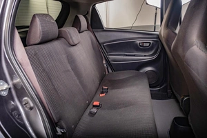 Хетчбэк Toyota Vitz 2019 года, 999000 рублей, Томск