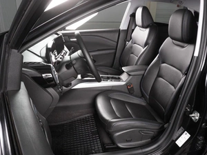 Седан Chevrolet Monza 2024 года, 1852000 рублей, Красный Пахарь