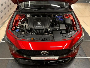 Хетчбэк Mazda 3 2019 года, 1445000 рублей, Красноярск