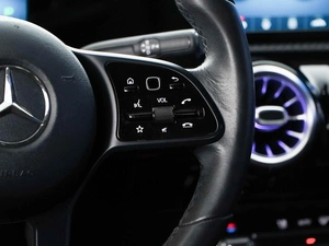 Хетчбэк Mercedes-benz A-класс 2018 года, 2289444 рублей, Москва