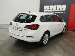 Универсал Opel Astra 2013 года, 915000 рублей, Курск