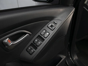 Внедорожник Hyundai ix35 2011 года, 1270000 рублей, Омск