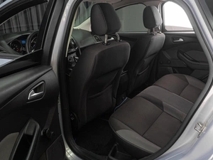 Хетчбэк Ford Focus 2013 года, 729000 рублей, Тюмень