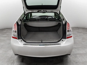 Лифтбек Toyota Prius 2010 года, 1000000 рублей, Красноярск