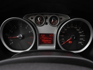 Хетчбэк Ford Focus 2010 года, 449000 рублей, Волгоград