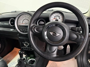 Хетчбэк MINI Cooper 2012 года, 1099000 рублей, Красноярск