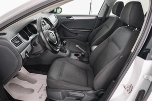 Седан Volkswagen Jetta 2017 года, 1399000 рублей, Красноярск