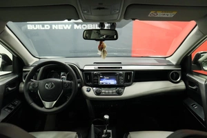 Внедорожник Toyota RAV4 2016 года, 2600000 рублей, Курск