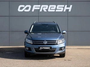 Внедорожник Volkswagen Tiguan 2011 года, 1280000 рублей, Краснодар