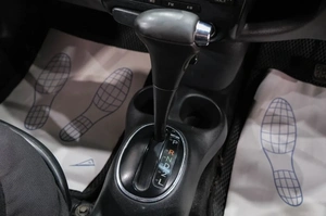 Хетчбэк Toyota Vitz 2003 года, 349000 рублей, Новокузнецк