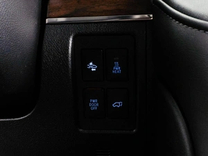Внедорожник Toyota Land Cruiser 2016 года, 6060000 рублей, Тюмень