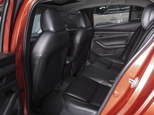 Седан Mazda 3 2021 года, 2410000 рублей, Ростов-на-Дону