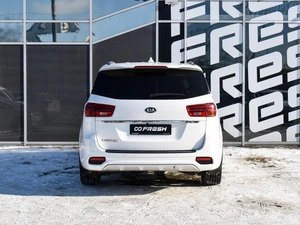 Минивэн Kia Carnival 2018 года, 2998000 рублей, Краснодар
