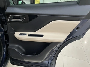 Внедорожник Jaguar F-Pace 2016 года, 2097000 рублей, Солонцы