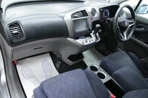Минивэн Honda Stream 2010 года, 1068000 рублей, Солонцы