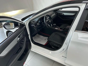 Хэтчбек JAC J7 2023 года, 1485000 рублей, Смоленск