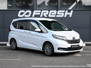 Минивэн Honda Freed 2019 года, 1764000 рублей, Кирилловка
