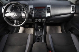 Внедорожник Mitsubishi Outlander 2010 года, 999000 рублей, Новосибирск