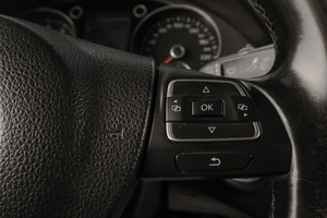 Седан Volkswagen Passat 2011 года, 949000 рублей, Челябинск